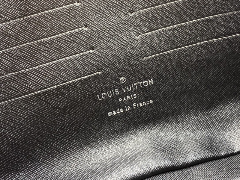 LV Clutch Bags